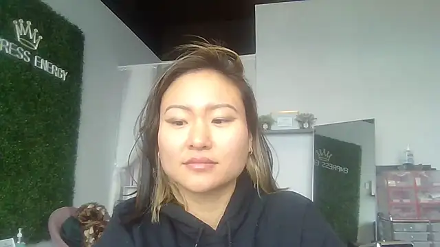 Snapshot of opal_gem chatting on February 11, 6:55 pm opal gem online show from February 11, 6:55 pm