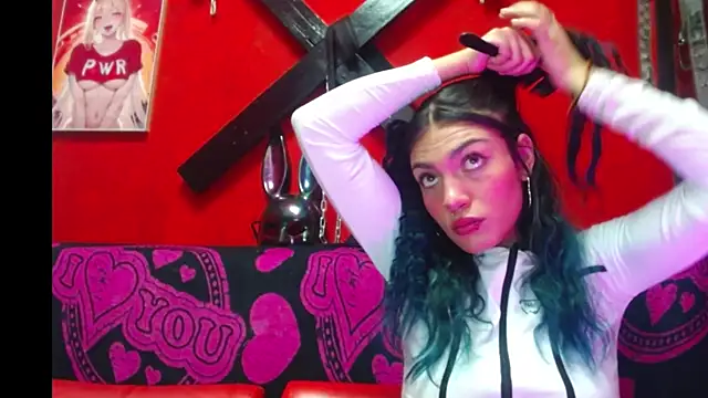 Snapshot of ReiLyMalkova chatting on March 17, 8:18 am ReiLyMalkova online show from March 17, 8:18 am