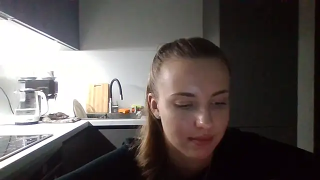 Snapshot of Sweety_Nika chatting on September 9, 10:52 pm Sweety Nika online show from September 9, 10:52 pm