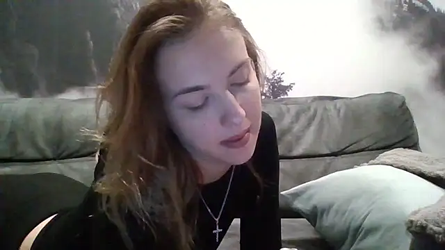 Snapshot of Sweety_Nika chatting on October 4, 9:27 pm Sweety Nika online show from October 4, 9:27 pm