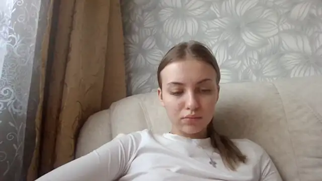 Snapshot of Sweety_Nika chatting on January 13, 8:37 am Sweety Nika online show from January 13, 8:37 am