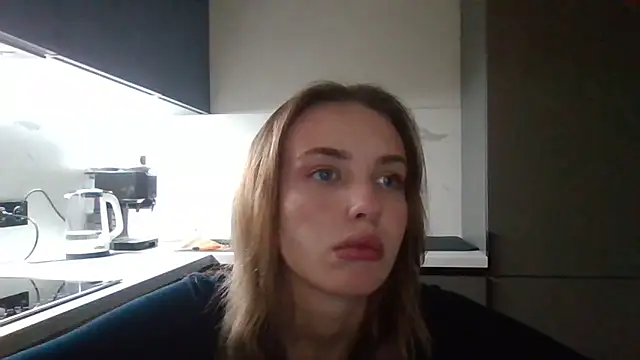 Snapshot of Sweety_Nika chatting on October 12, 7:59 pm Sweety Nika online show from October 12, 7:59 pm