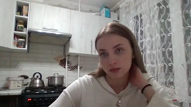 Snapshot of Sweety_Nika chatting on January 18, 11:22 pm Sweety Nika online show from January 18, 11:22 pm