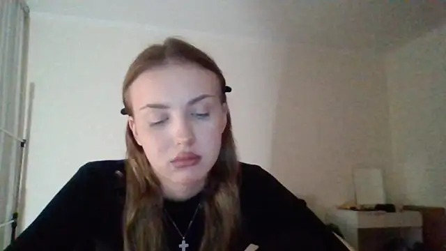 Snapshot of Sweety_Nika chatting on December 11, 11:21 pm Sweety Nika online show from December 11, 11:21 pm
