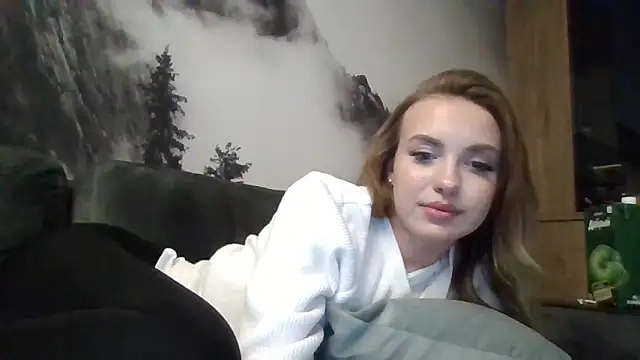 Snapshot of Sweety_Nika chatting on October 10, 9:48 pm Sweety Nika online show from October 10, 9:48 pm