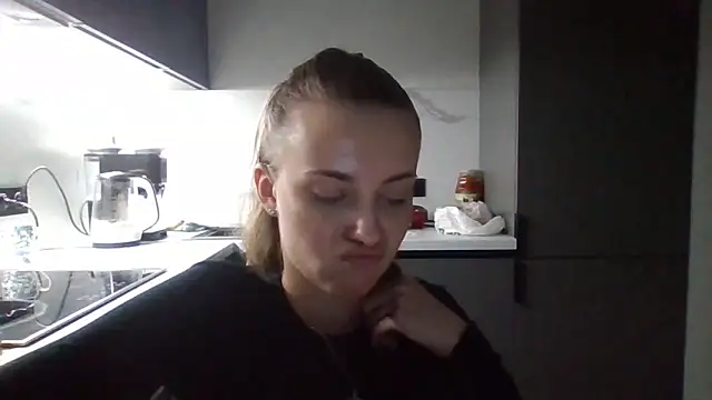 Snapshot of Sweety_Nika chatting on September 17, 9:39 pm Sweety Nika online show from September 17, 9:39 pm