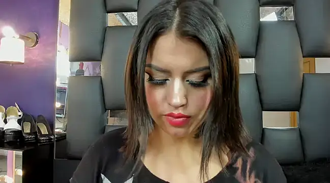 Snapshot of STEFANYVOLKOV chatting on March 1, 3:21 am STEFANYVOLKOV online show from March 1, 3:21 am