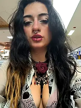 Lila Desiree online show from February 21, 5:31 pm