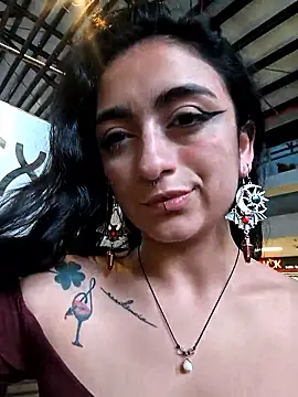 Lila Desiree online show from May 31, 11:27 pm