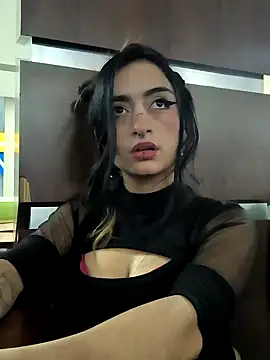 Lila Desiree online show from February 10, 2:19 am