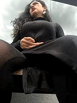 Lila Desiree online show from February 15, 4:39 pm