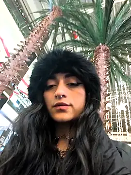 Lila Desiree online show from November 25, 1:17 am