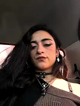 Lila Desiree online show from November 21, 3:44 pm