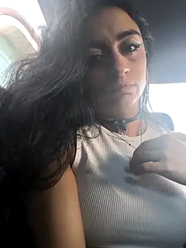 Lila Desiree online show from September 25, 10:05 pm