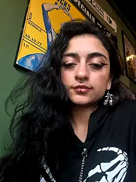 Lila Desiree online show from February 25, 2:39 pm