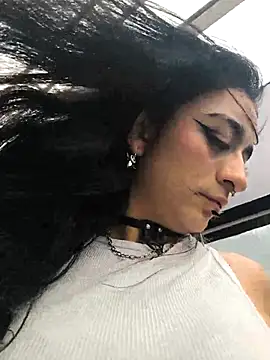 Lila Desiree online show from September 13, 1:55 pm