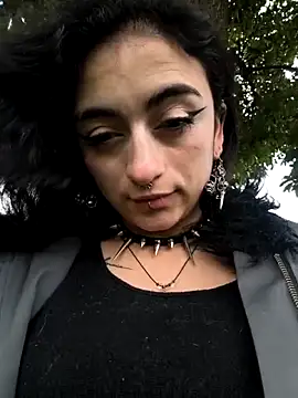 Lila Desiree online show from June 1, 10:20 pm