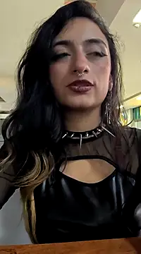 Lila Desiree online show from March 18, 2:51 am