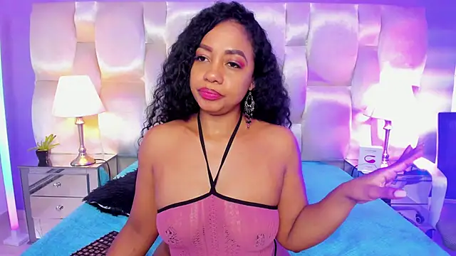 Snapshot of Kamila-Kane chatting on March 21, 11:12 pm Kamila-Kane online show from March 21, 11:12 pm
