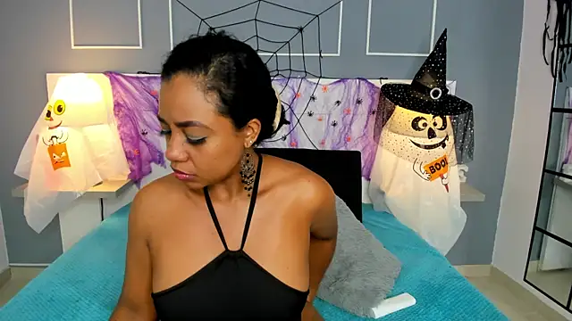 Kamila-Kane online show from October 28, 7:57 pm