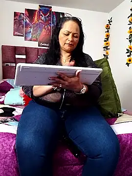 Snapshot of ScarletthJhonson- chatting on September 27, 9:32 pm ScarletthJhonson- online show from September 27, 9:32 pm