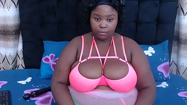 Snapshot of Sexybubbles14xxx chatting on March 2, 8:25 pm Sexybubbles14xxx online show from March 2, 8:25 pm