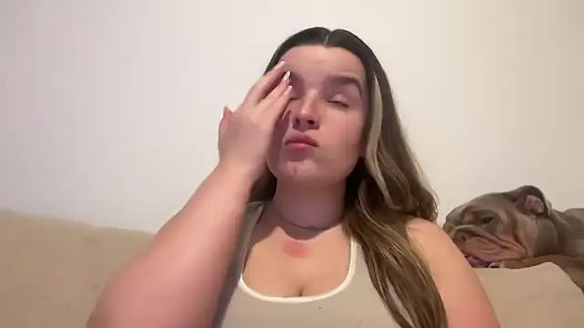 maisiesmithx online show from February 28, 9:36 pm