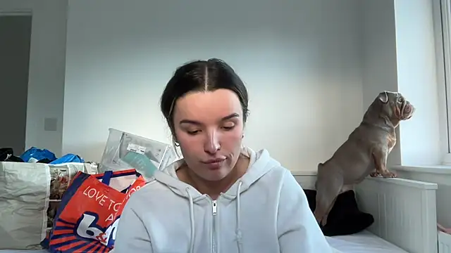 maisiesmithx online show from April 12, 5:38 pm