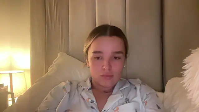 maisiesmithx online show from July 5, 2:49 am