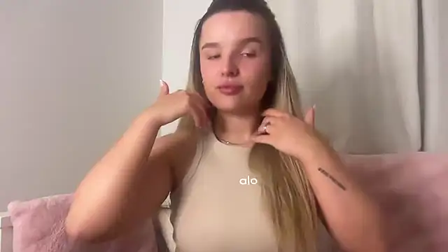 maisiesmithx online show from July 31, 9:34 pm