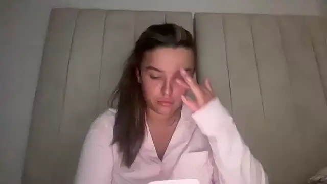 maisiesmithx online show from September 26, 2:07 am