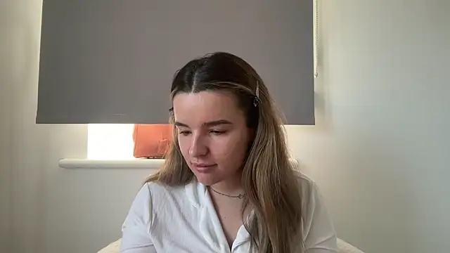 maisiesmithx online show from January 14, 12:53 pm