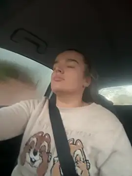 maisiesmithx online show from November 26, 7:30 am