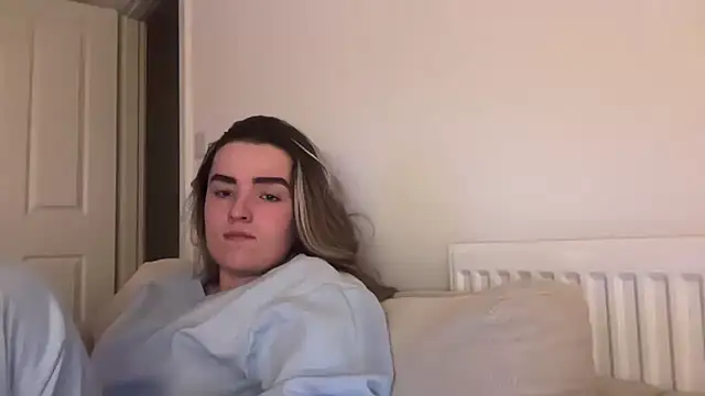 maisiesmithx online show from March 24, 12:32 am