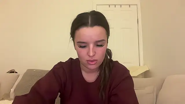 maisiesmithx online show from February 2, 2:27 am