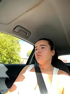 maisiesmithx online show from October 21, 1:10 pm