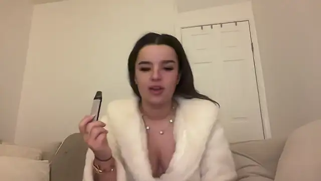 maisiesmithx online show from January 29, 6:39 pm