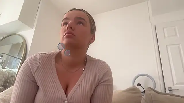 maisiesmithx online show from September 21, 9:58 am
