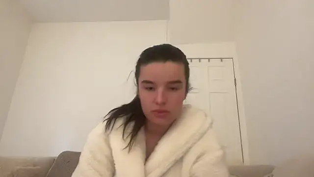 maisiesmithx online show from January 23, 4:15 pm