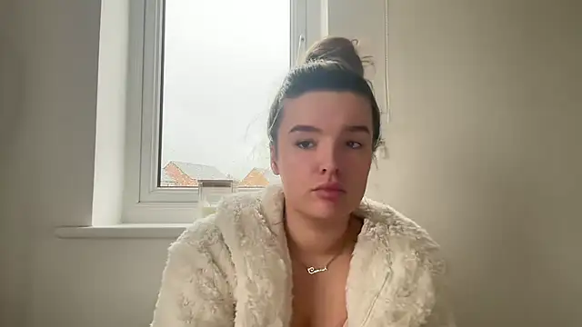 maisiesmithx online show from January 13, 1:04 pm