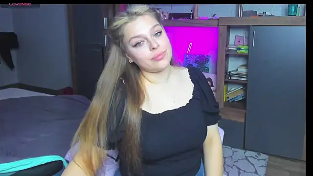 angel stella online show from February 9, 8:56 pm