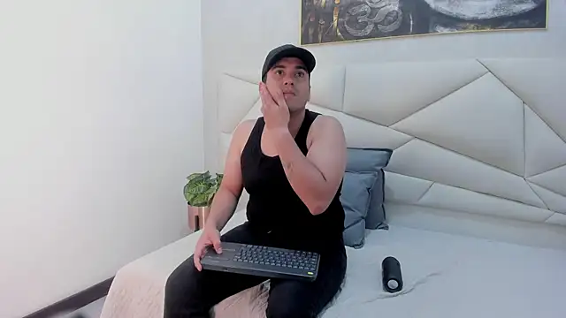 Vale n Matt online show from October 16, 8:33 am