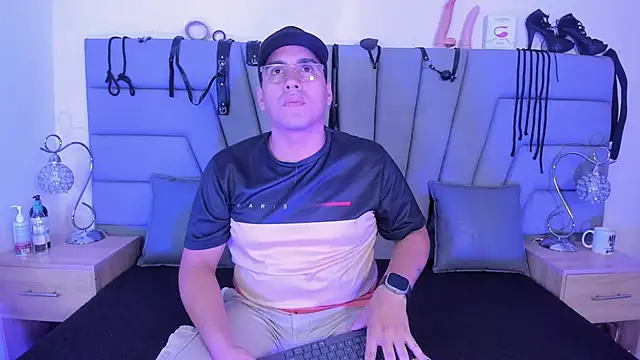 Vale n Matt online show from October 3, 3:30 am