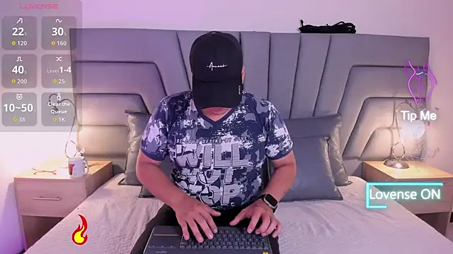 Vale n Matt online show from November 9, 3:43 am