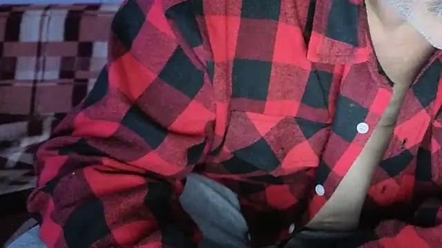 loverboyxxx69 online show from December 20, 6:49 am