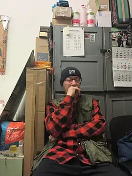 loverboyxxx69 online show from February 20, 8:27 am