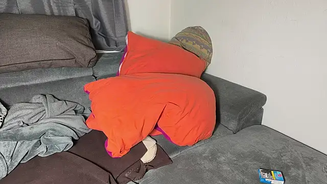 DrownMentallyyy online show from April 8, 1:07 am