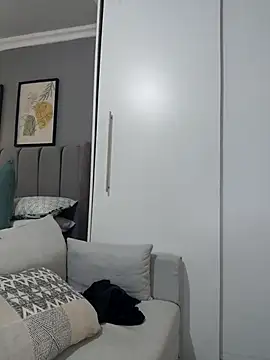 Zee Online online show from November 25, 6:58 am