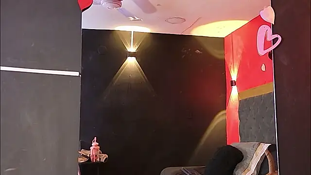 YayaHilton online show from March 5, 3:58 am