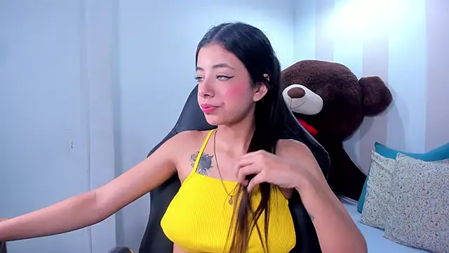 coraltaylor online show from December 14, 1:27 pm